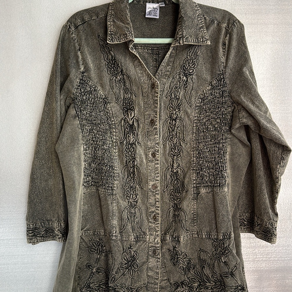 Parsley & Sage M Green Embroidered Denim Look Button Front Shirt Top . Size XL - Picture 6 of 7